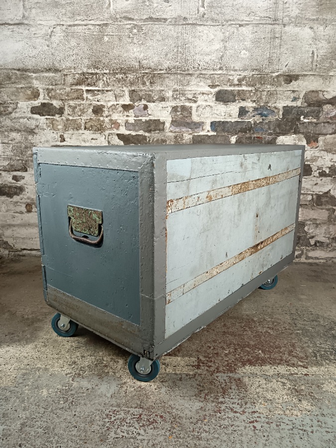 Campaign Military Chest Transporting Packing Case - 19th-Century (2 of 2) (18).jpg